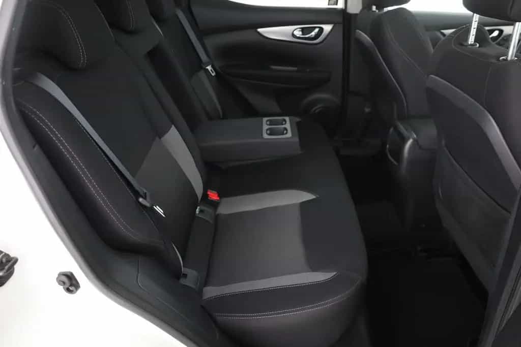 Nissan Qashqai 1.6 DIG-T N-Connecta Pano LED Navi 360° 05/2018-photo-22