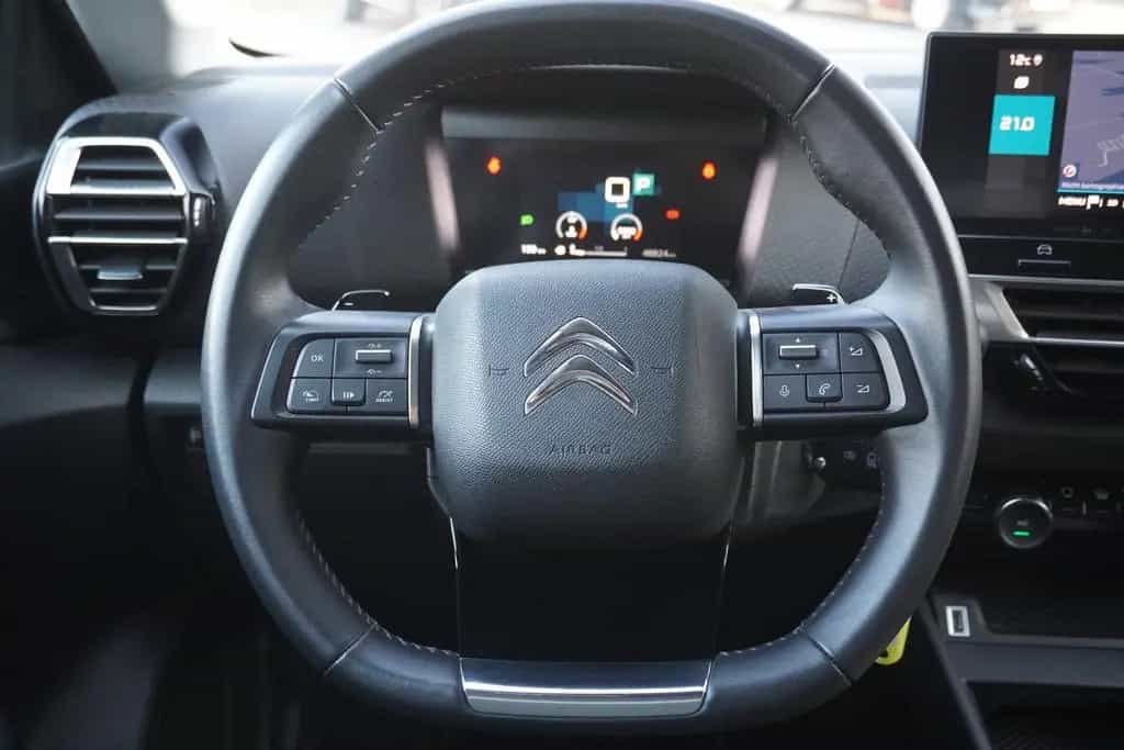 Citroën C4 PureTech 130 Aut. LED Navi Head-Up Kamera 08/2022-photo-10