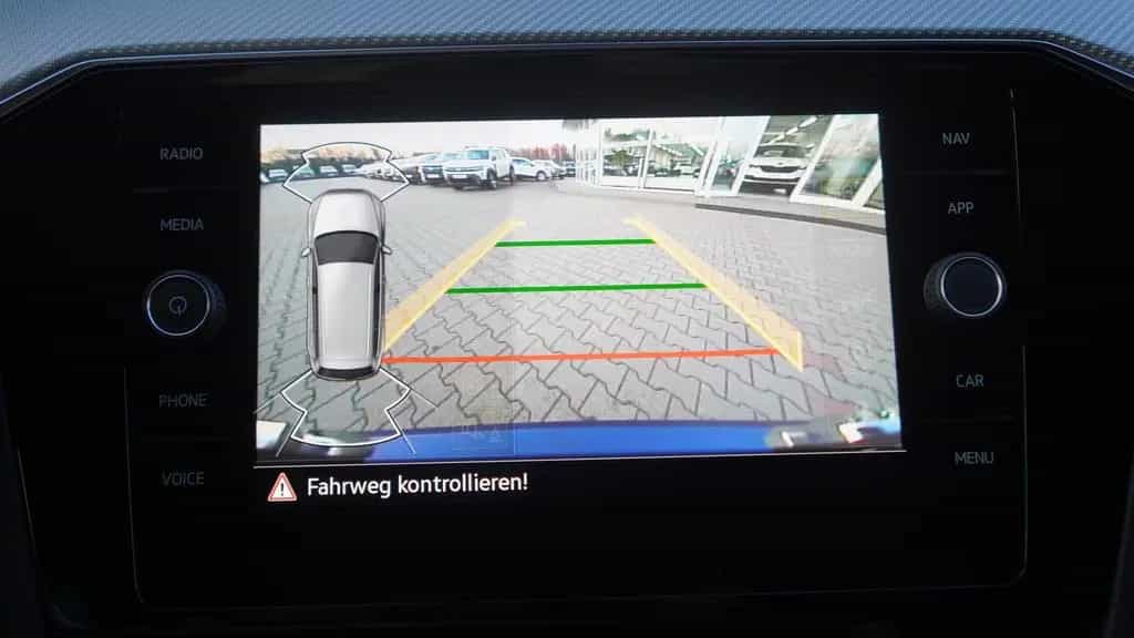 Volkswagen Passat Variant 2.0 TSI R-Line Standheizung AHK 12/2019-photo-14