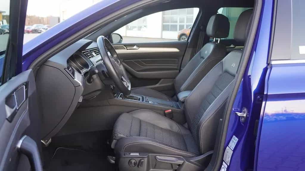 Volkswagen Passat Variant 2.0 TSI R-Line Standheizung AHK 12/2019-photo-28