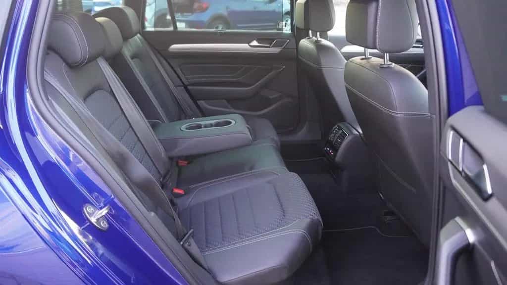 Volkswagen Passat Variant 2.0 TSI R-Line Standheizung AHK 12/2019-photo-31