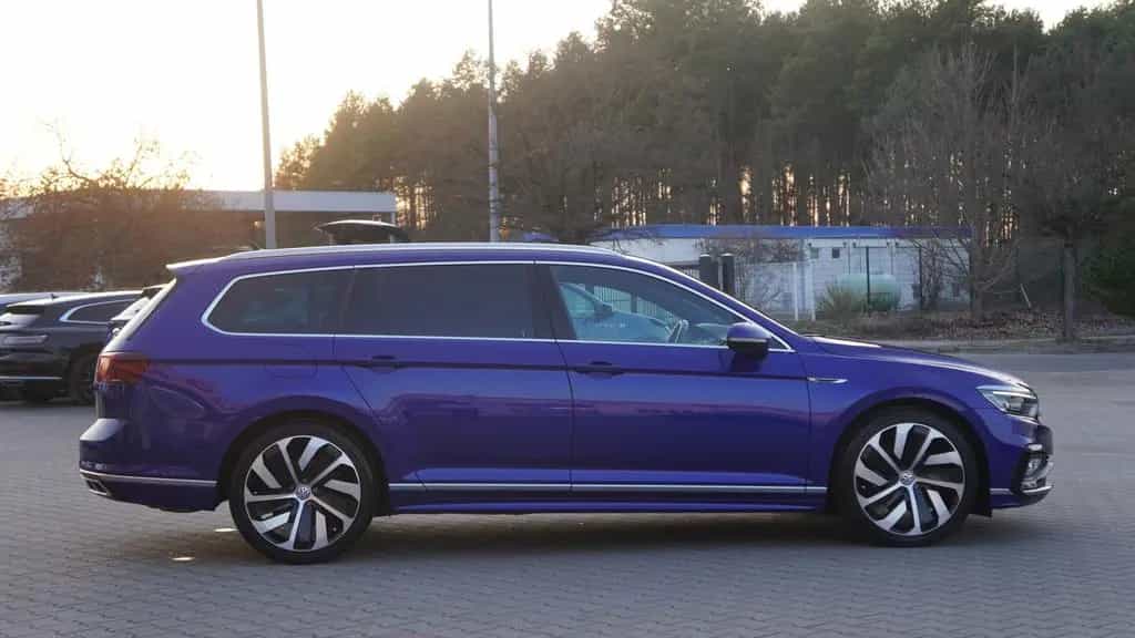 Volkswagen Passat Variant 2.0 TSI R-Line Standheizung AHK 12/2019-photo-6