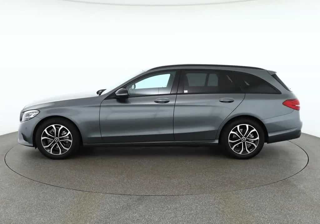 Mercedes-Benz C 180 C180 T Avantgarde LED Navi Sitzheizung Kamera 08/2018-photo-1