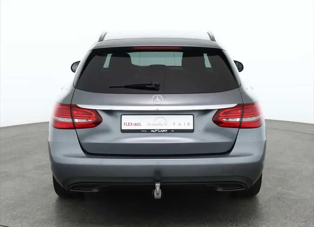 Mercedes-Benz C 180 C180 T Avantgarde LED Navi Sitzheizung Kamera 08/2018-photo-3