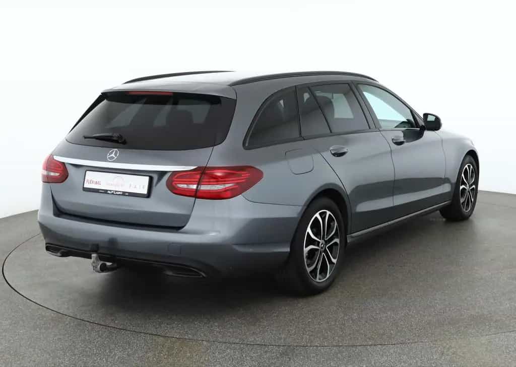 Mercedes-Benz C 180 C180 T Avantgarde LED Navi Sitzheizung Kamera 08/2018-photo-4