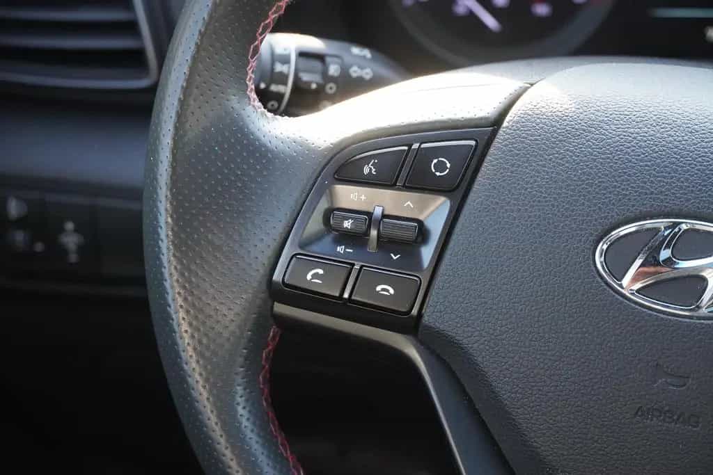 Hyundai TUCSON 1.6 T-GDI N Line 2WD LED Navi AHK Kamera 09/2019-photo-19