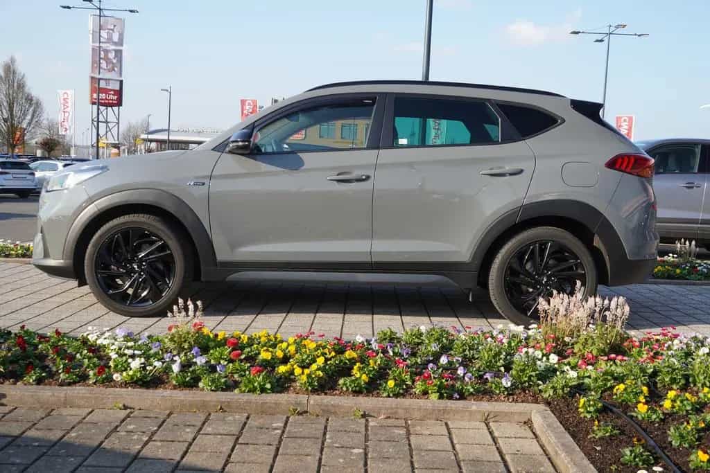 Hyundai TUCSON 1.6 T-GDI N Line 2WD LED Navi AHK Kamera 09/2019-photo-4