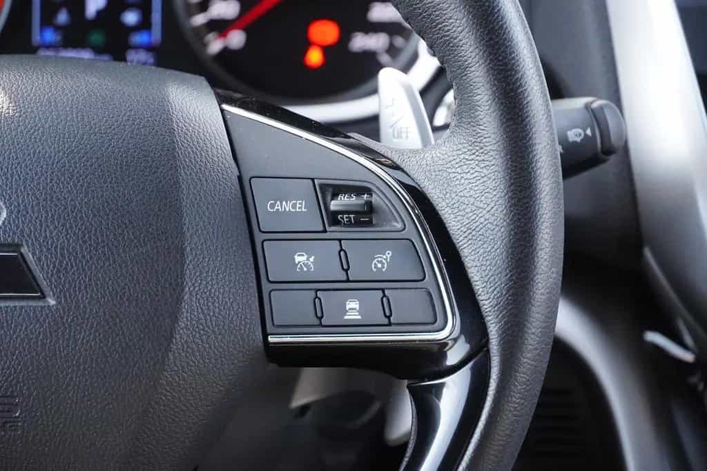 Mitsubishi Eclipse Cross 1.5 Klimaaut. LED 360° DAB ACC PDC 03/2021-photo-23