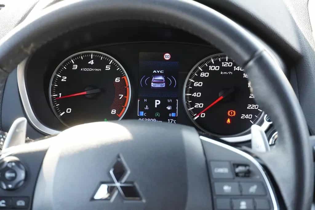 Mitsubishi Eclipse Cross 1.5 Klimaaut. LED 360° DAB ACC PDC 03/2021-photo-24