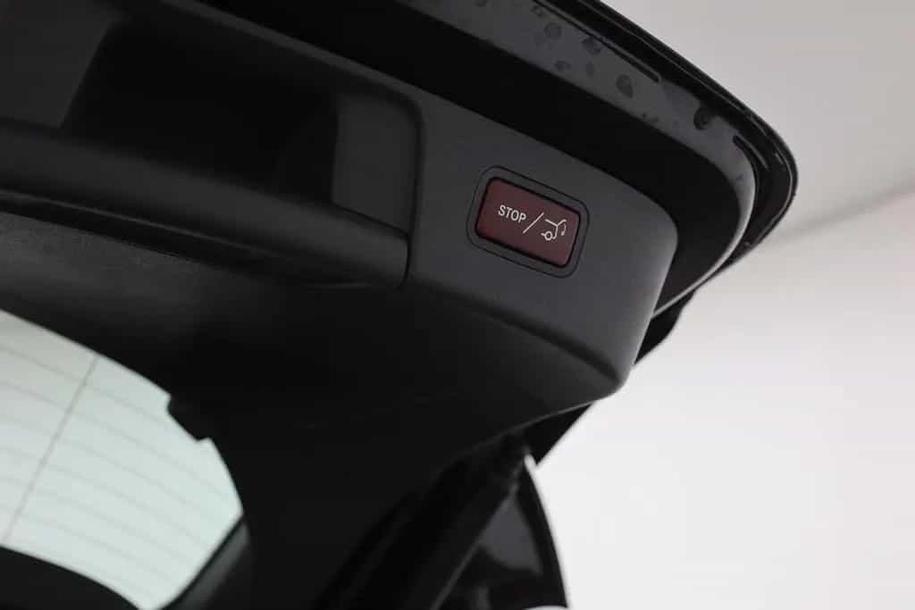 Mercedes-Benz GLA-Class 180 AMG Line Aut. LED Navi 360° Leder PDC 01/2019-photo-27
