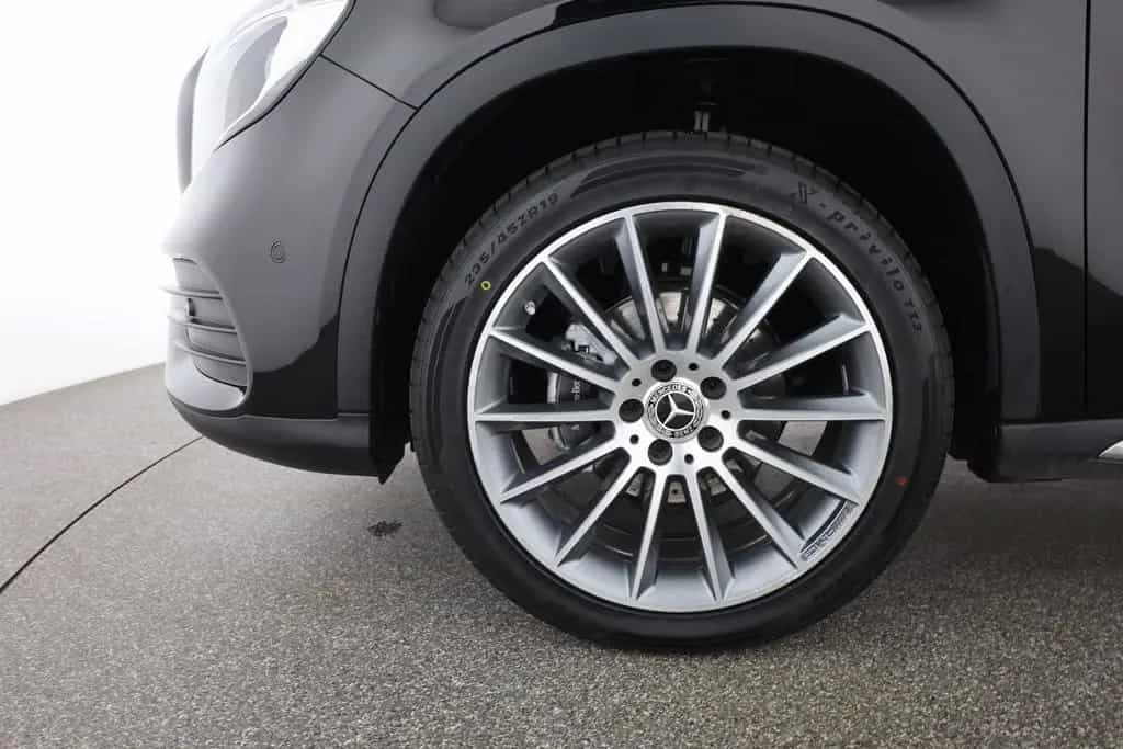Mercedes-Benz GLA-Class 180 AMG Line Aut. LED Navi 360° Leder PDC 01/2019-photo-30