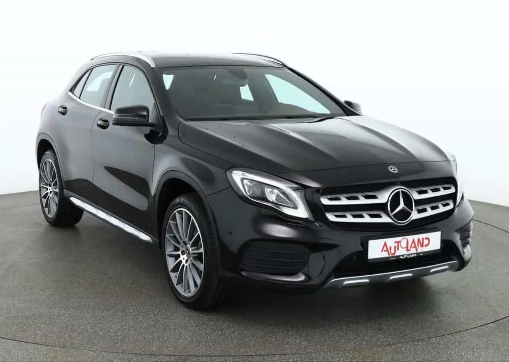 Mercedes-Benz GLA-Class 180 AMG Line Aut. LED Navi 360° Leder PDC 01/2019-photo-6