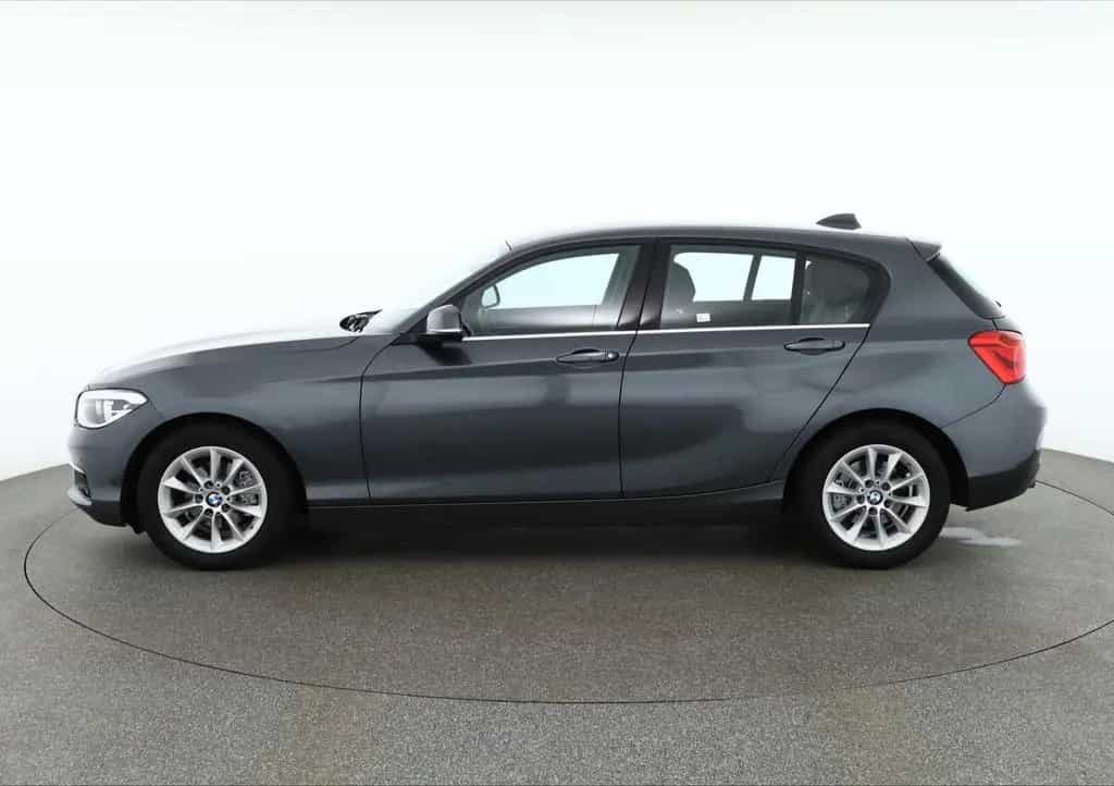 BMW 1 Series 118i Urban Line LED ACC Kamera Keyless-Go 12/2018-photo-0