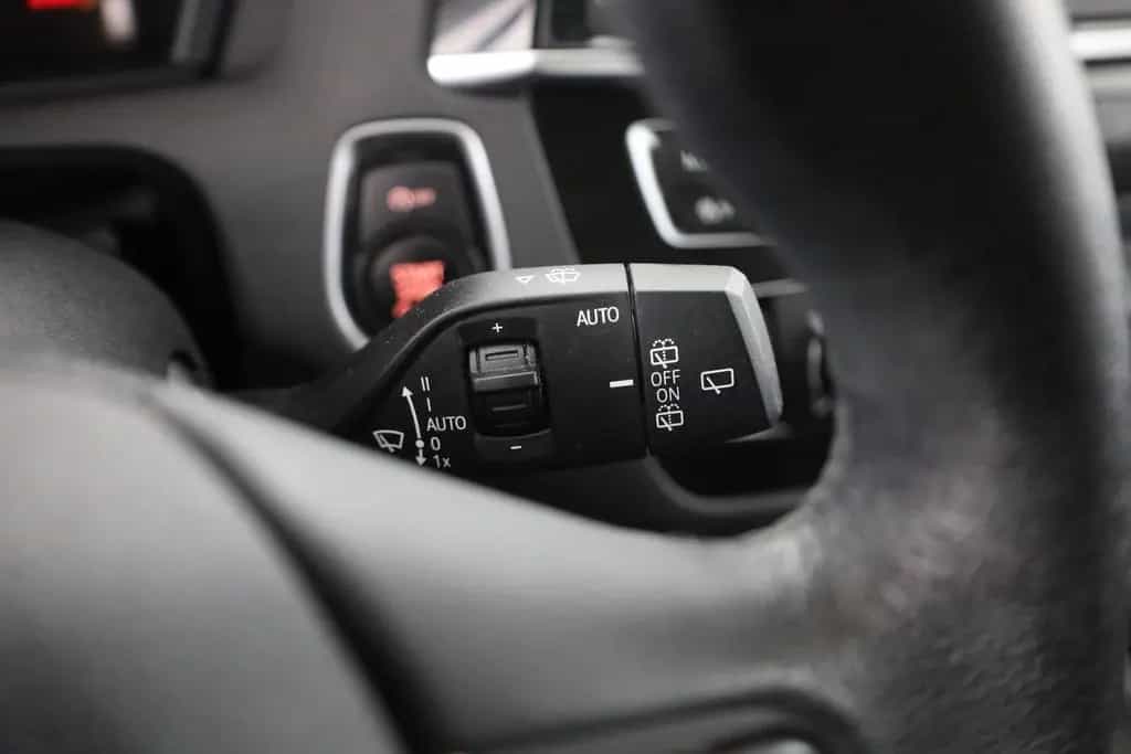 BMW 1 Series 118i Urban Line LED ACC Kamera Keyless-Go 12/2018-photo-18