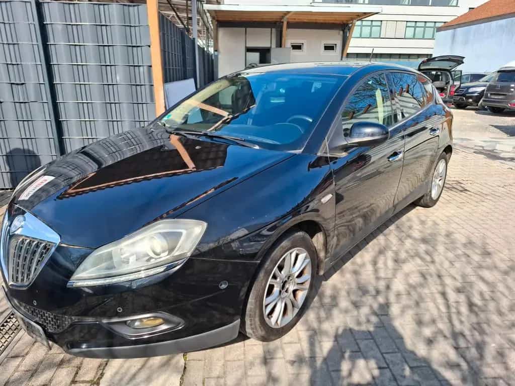 Lancia Delta 1.4 T-Jet 16v 88kW 05/2010-photo-2