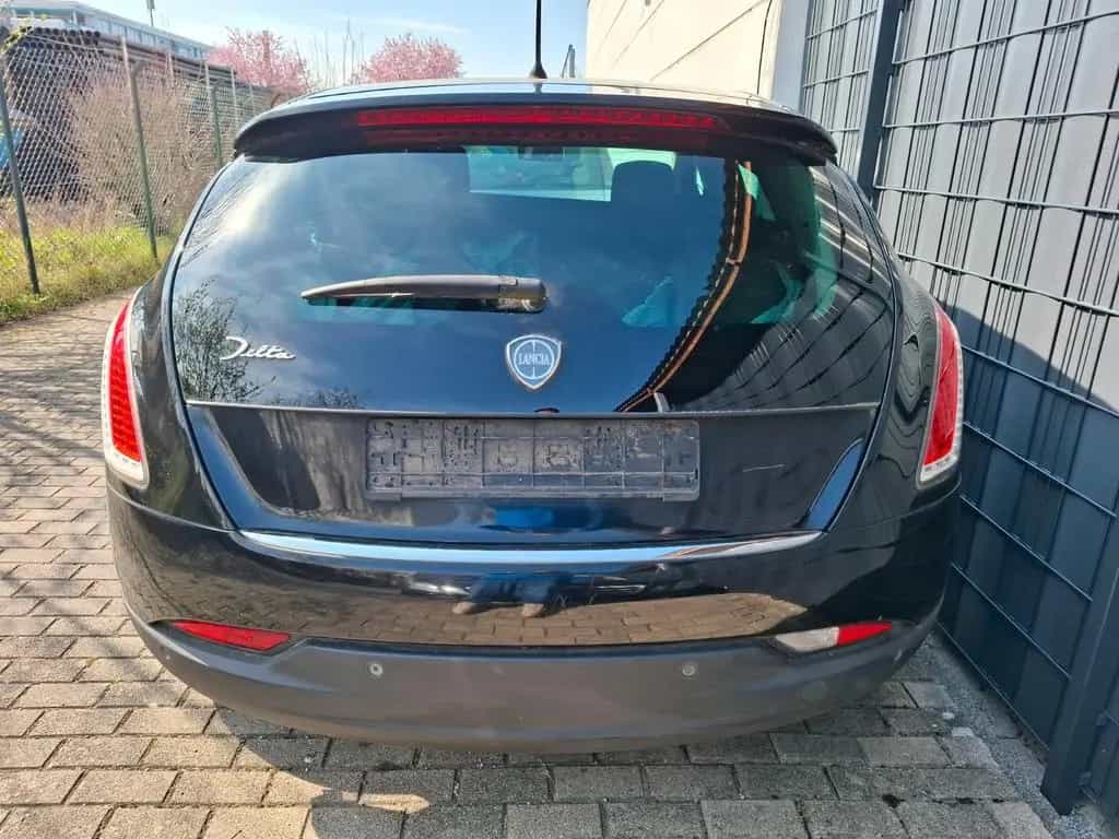 Lancia Delta 1.4 T-Jet 16v 88kW 05/2010-photo-5