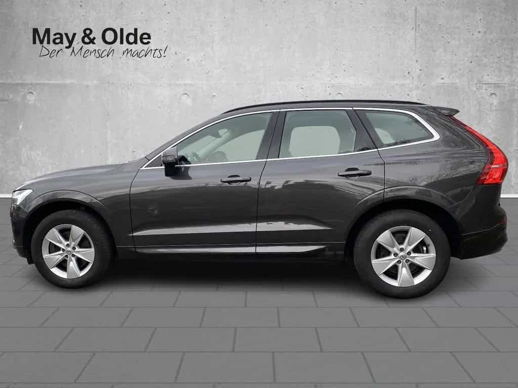 Volvo XC60 AHK Digitales Cockpit Soundsystem LED Kurve 07/2021-photo-1