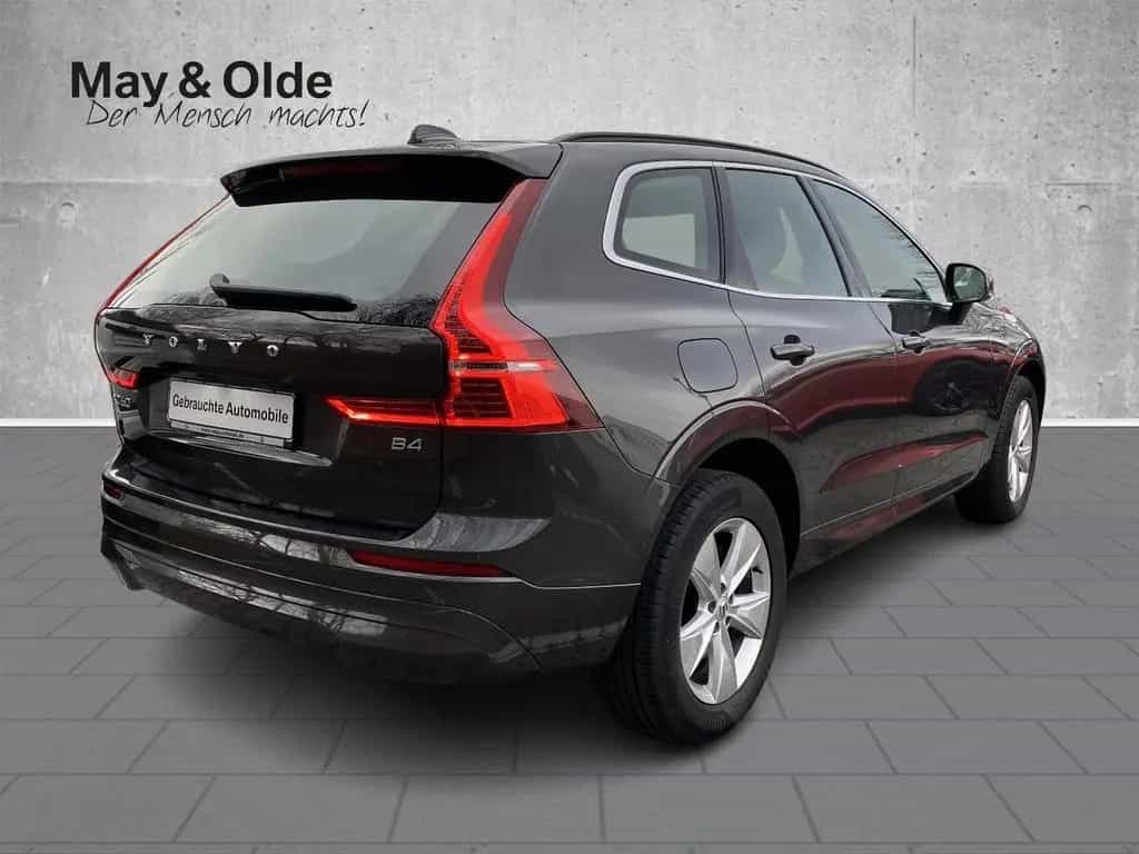Volvo XC60 AHK Digitales Cockpit Soundsystem LED Kurve 07/2021-photo-2