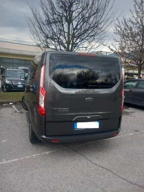 Other Other Ford Tourneo Custom 320 2.0 EcoBlue 170CV aut. P 05/2023-photo-3
