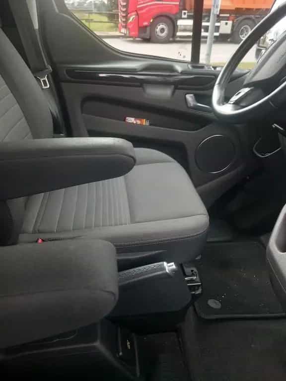Other Other Ford Tourneo Custom 320 2.0 EcoBlue 170CV aut. P 05/2023-photo-6