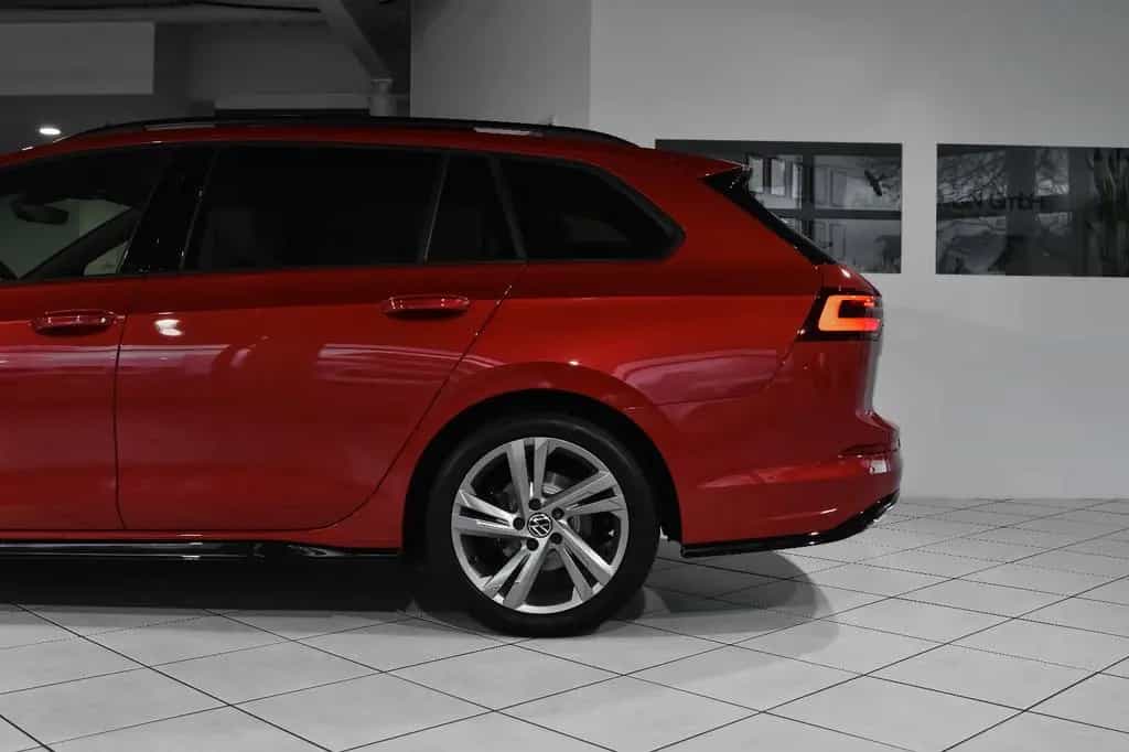 Volkswagen Golf VIII *R-Line* 1 Hand* Matrix*Pano* ACC* 07/2022-photo-12
