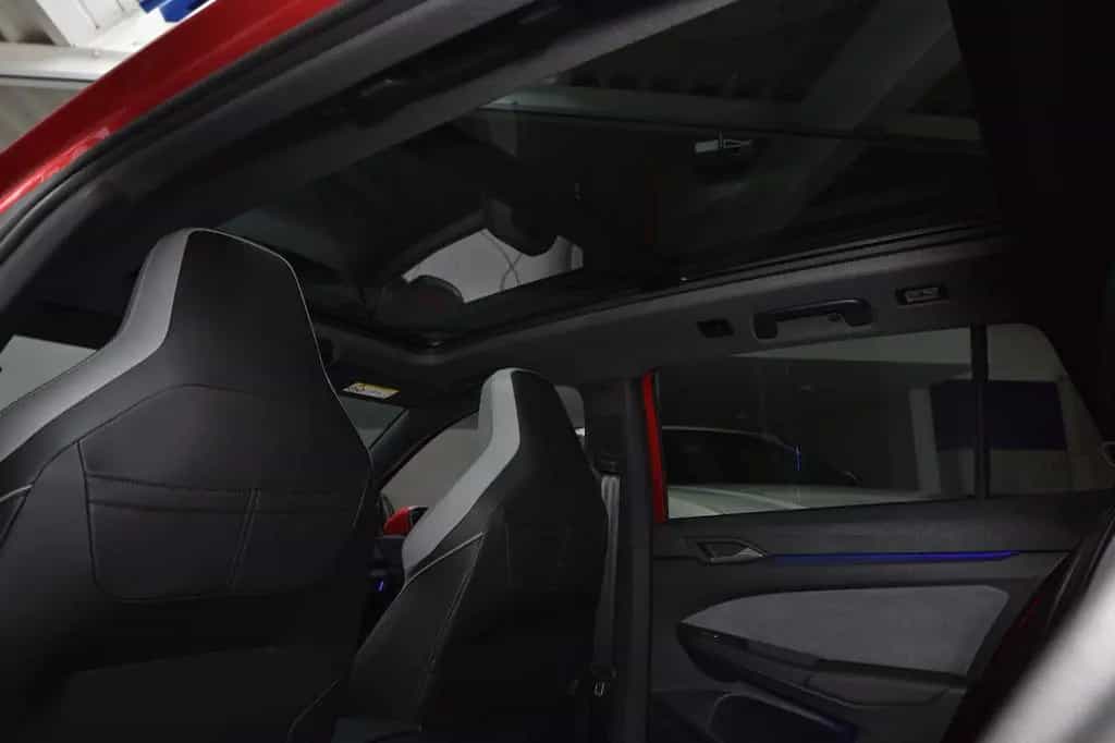 Volkswagen Golf VIII *R-Line* 1 Hand* Matrix*Pano* ACC* 07/2022-photo-19