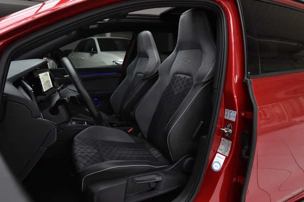 Volkswagen Golf VIII *R-Line* 1 Hand* Matrix*Pano* ACC* 07/2022-photo-23