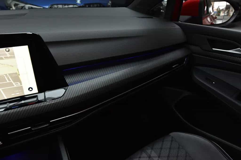 Volkswagen Golf VIII *R-Line* 1 Hand* Matrix*Pano* ACC* 07/2022-photo-29