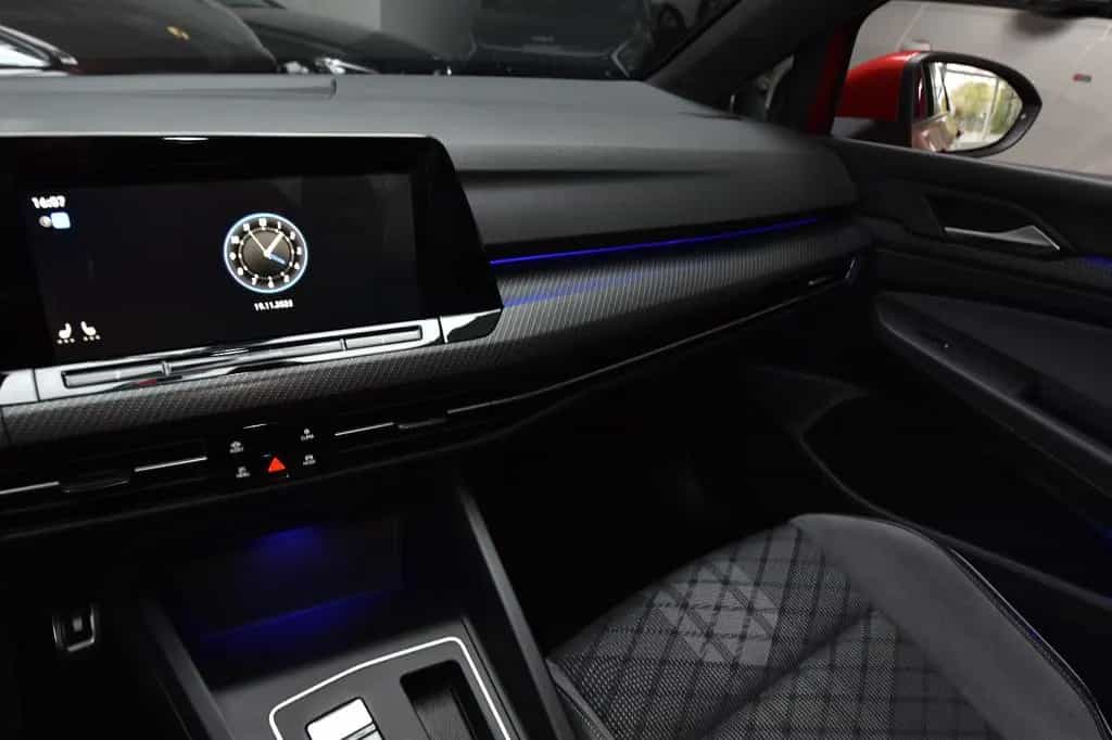 Volkswagen Golf VIII *R-Line* 1 Hand* Matrix*Pano* ACC* 07/2022-photo-32