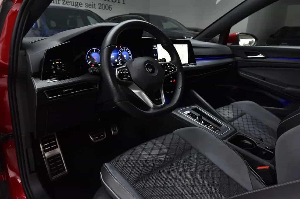 Volkswagen Golf VIII *R-Line* 1 Hand* Matrix*Pano* ACC* 07/2022-photo-9