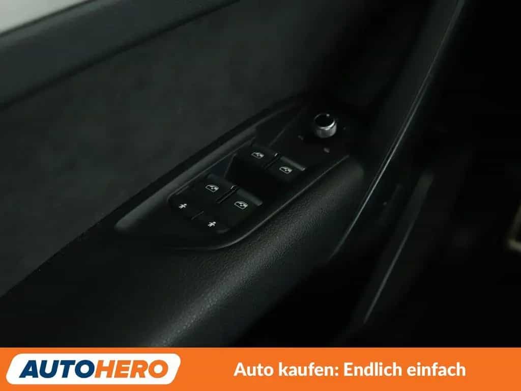 Audi Q5 40 TDI quattro Sport Aut.*NAVI*LED*TEMPO*PDC* 10/2018-photo-27
