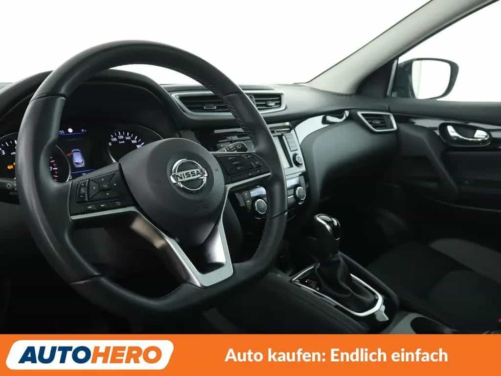 Nissan Qashqai 1.3 DIG-T Zama Aut*NAVI*TEMPO*CAM*PDC* 02/2021-photo-10