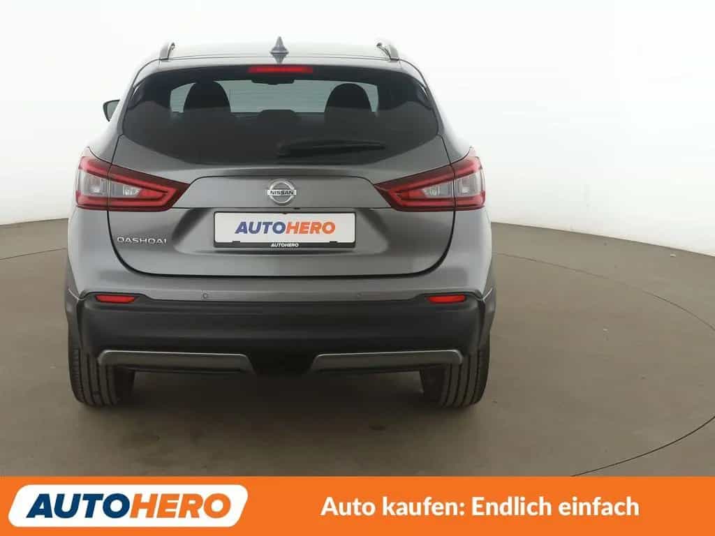 Nissan Qashqai 1.3 DIG-T Zama Aut*NAVI*TEMPO*CAM*PDC* 02/2021-photo-4