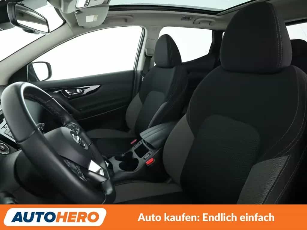 Nissan Qashqai 1.3 DIG-T Zama Aut*NAVI*TEMPO*CAM*PDC* 02/2021-photo-9
