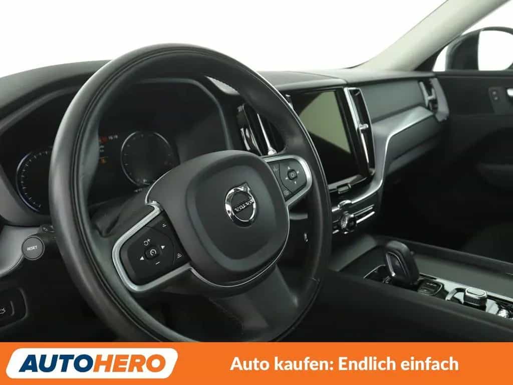 Volvo XC60 2.0 B4 Mild-Hybrid Momentum Pro 2WD Aut. 01/2021-photo-10