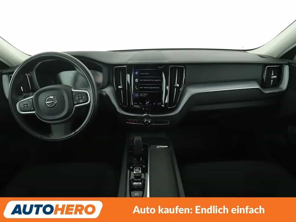 Volvo XC60 2.0 B4 Mild-Hybrid Momentum Pro 2WD Aut. 01/2021-photo-11