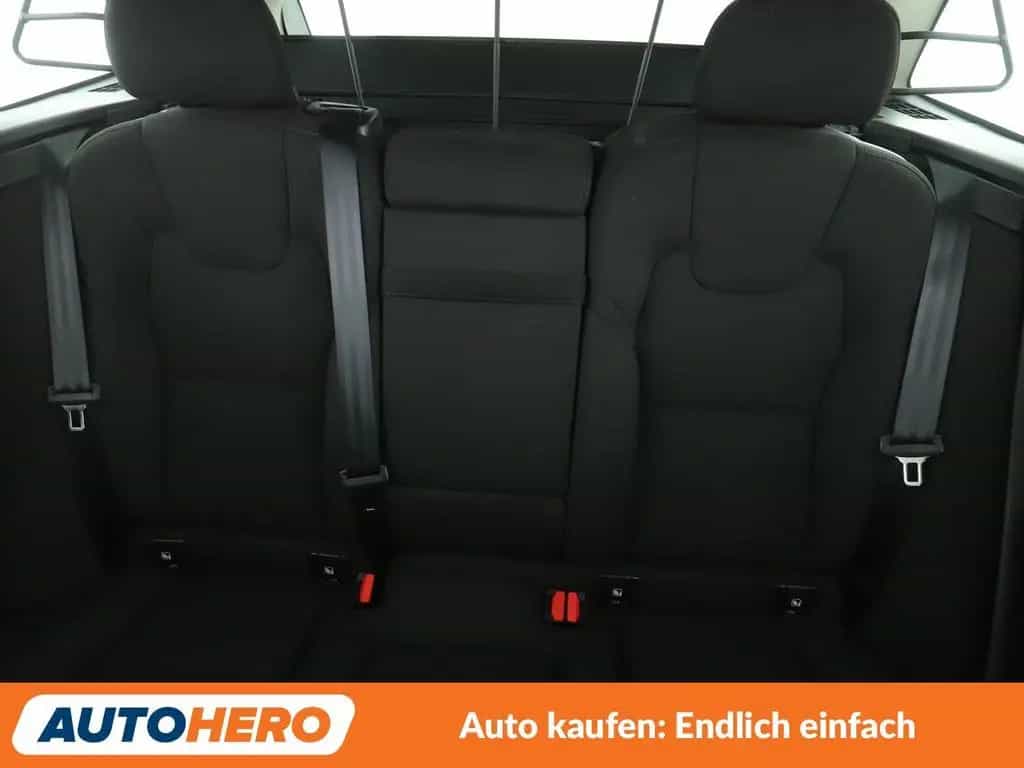 Volvo XC60 2.0 B4 Mild-Hybrid Momentum Pro 2WD Aut. 01/2021-photo-15
