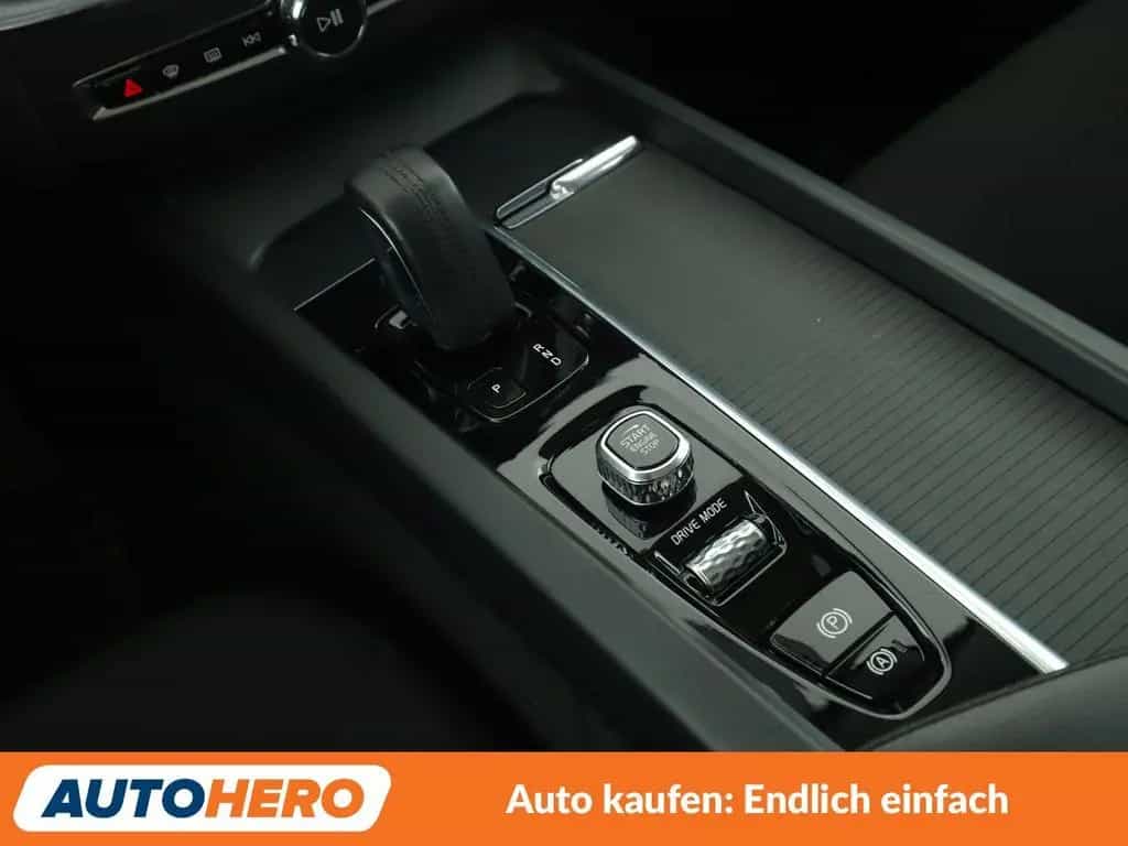 Volvo XC60 2.0 B4 Mild-Hybrid Momentum Pro 2WD Aut. 01/2021-photo-22