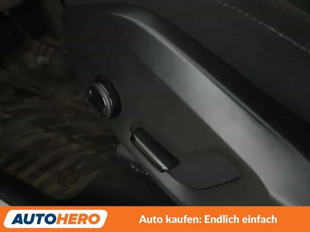 Volvo XC60 2.0 B4 Mild-Hybrid Momentum Pro 2WD Aut. 01/2021-photo-26