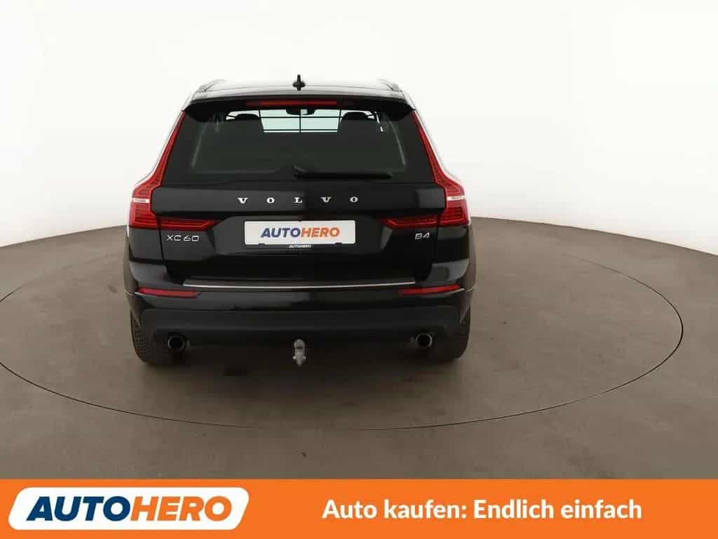 Volvo XC60 2.0 B4 Mild-Hybrid Momentum Pro 2WD Aut. 01/2021-photo-4