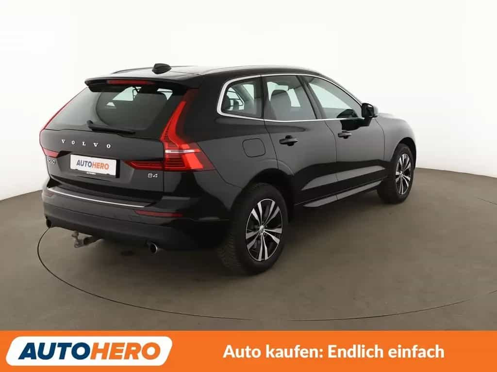 Volvo XC60 2.0 B4 Mild-Hybrid Momentum Pro 2WD Aut. 01/2021-photo-5