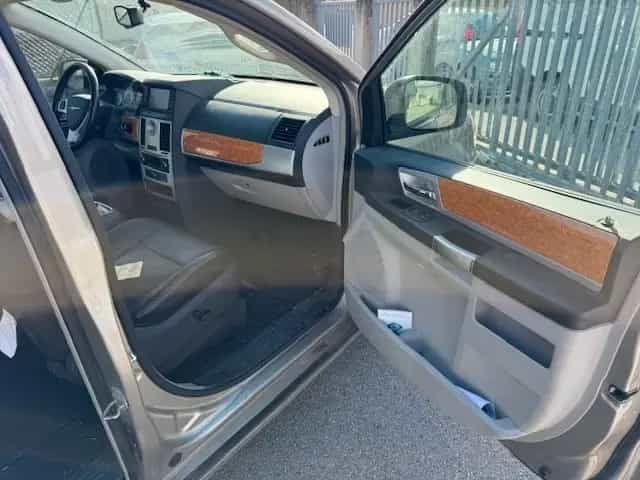 Chrysler Grand Voyager Limited 08/2008-photo-6