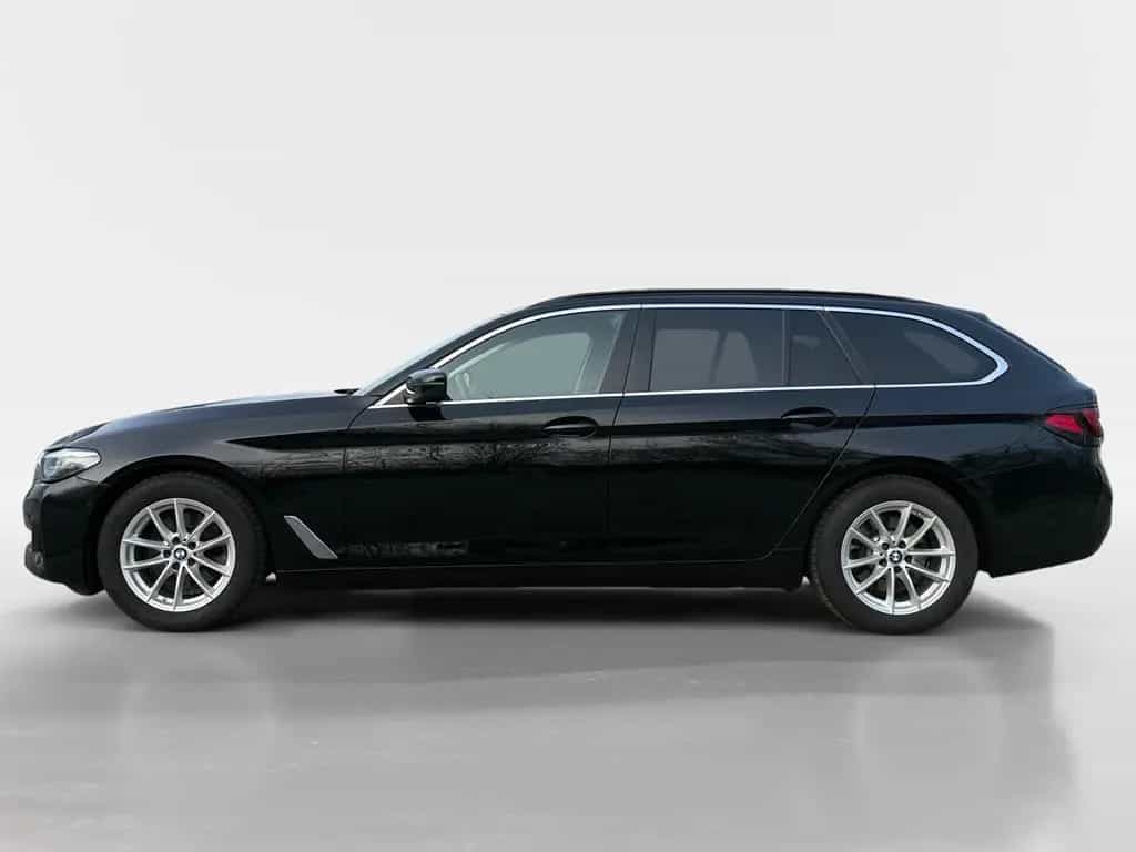 BMW 5 Series 520d Touring Aut. AHK+ACC+HUD+RFK+Keyless 01/2023-photo-4