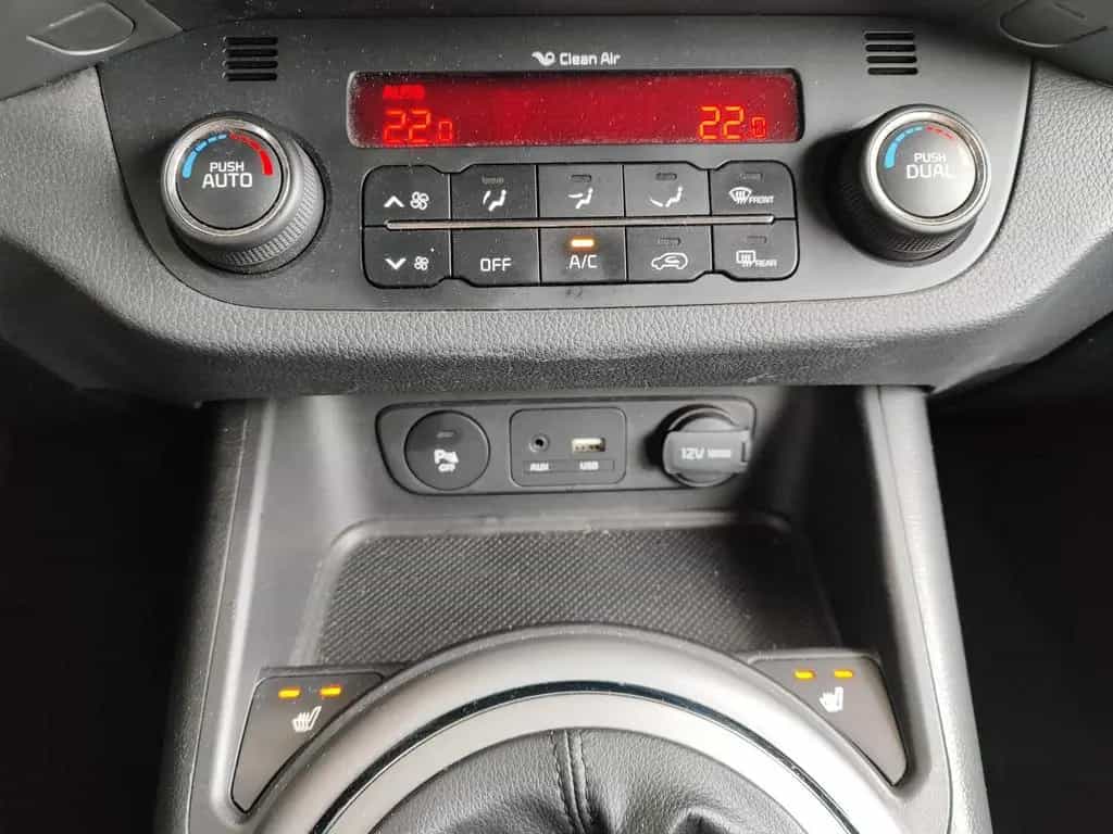 Kia Sportage 1.6 GDI Temp.|4xSHZ|Klimaaut. 12/2015-photo-16