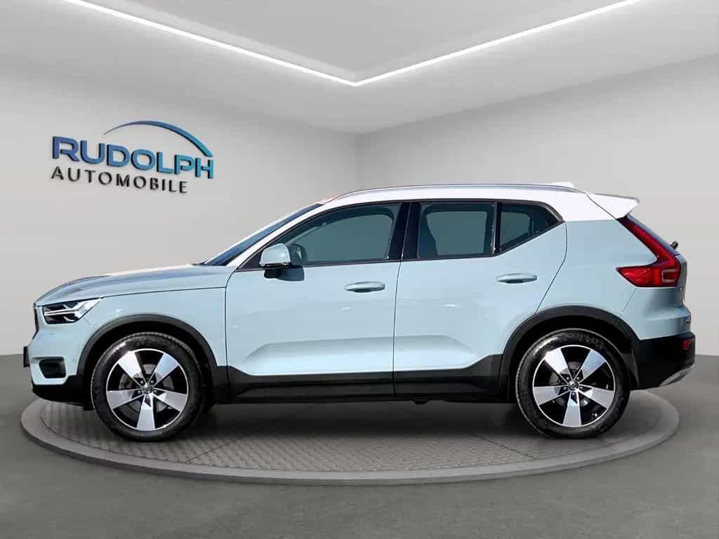 Volvo XC40 2,0 AUTOM. AWD 4x4 PANORAMA LEDER GARANTIE 01/2018-photo-6