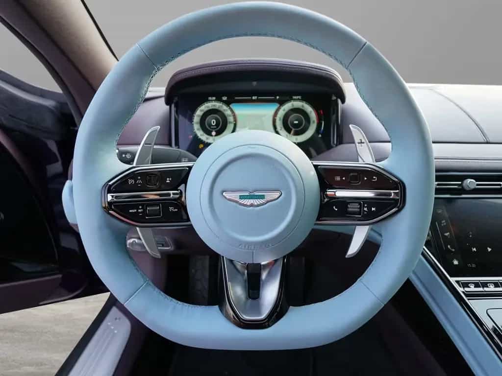 Aston Martin DB12 Storm Purple / Pale Blue null-photo-22