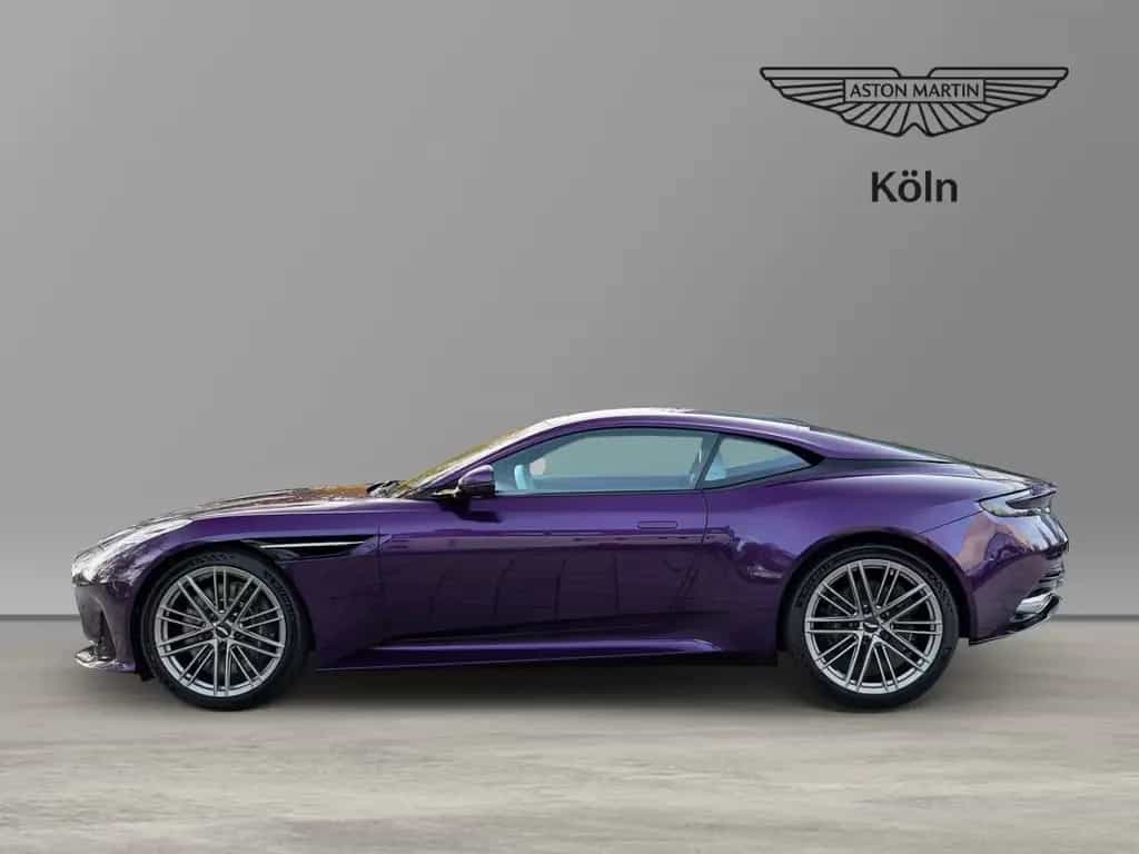 Aston Martin DB12 Storm Purple / Pale Blue null-photo-6