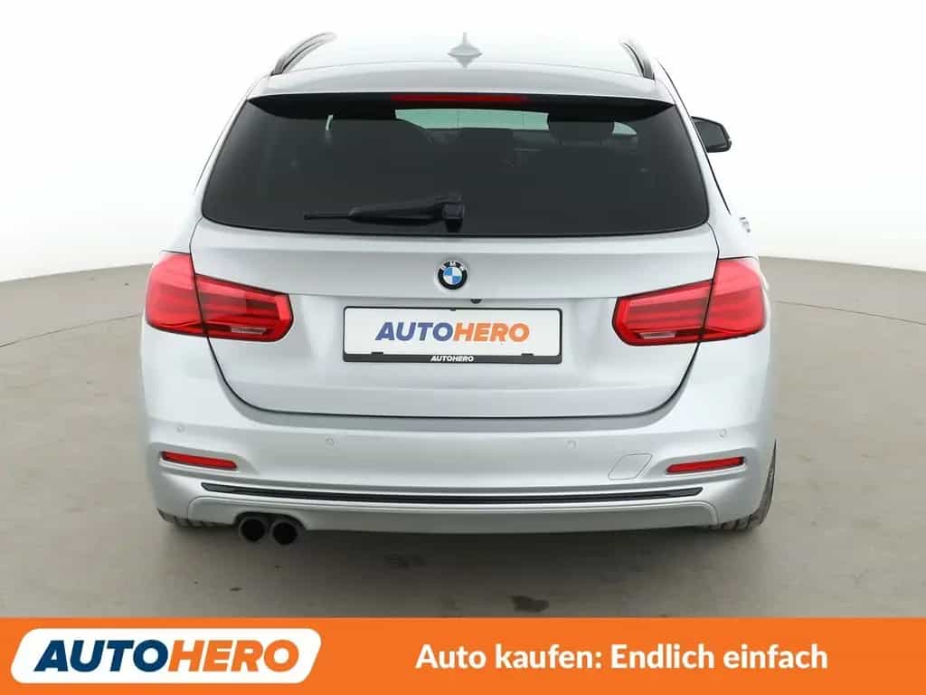 BMW 320 i Sport Line *NAVI*CAM*SHZ*TEMPO*ALU* 06/2017-photo-4