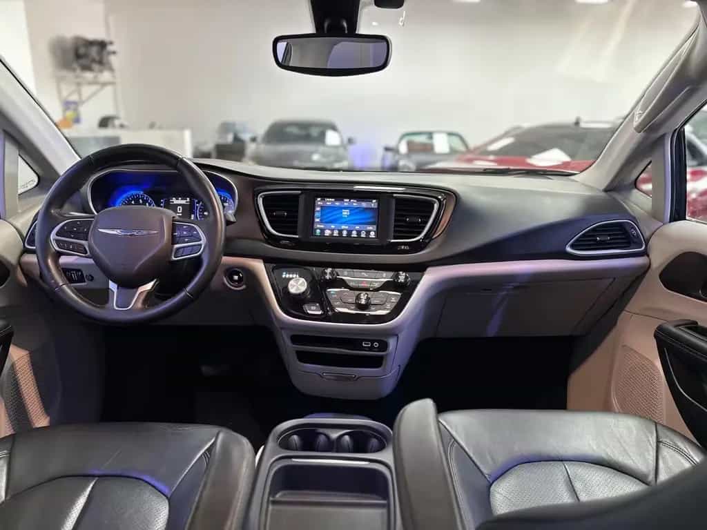 Chrysler Pacifica Touring 3.6 V6/7-Sitze/Kamera/Totw./TV 01/2018-photo-10