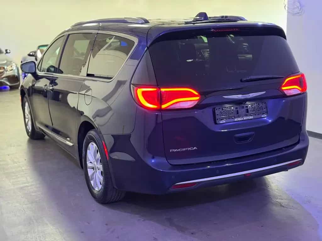 Chrysler Pacifica Touring 3.6 V6/7-Sitze/Kamera/Totw./TV 01/2018-photo-2
